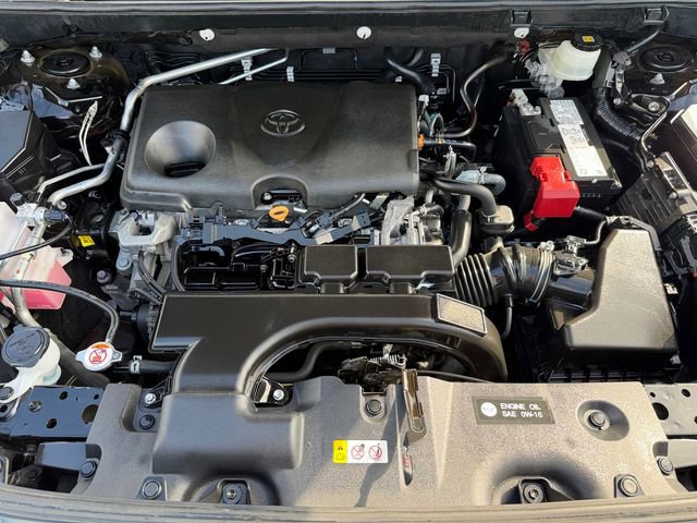 Certified 2021 Toyota RAV4 LE image 38