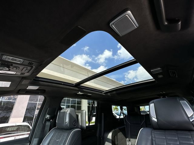 Certified 2023 Cadillac Escalade ESV Sport Platinum w/ LPO, ONYX Package image 28