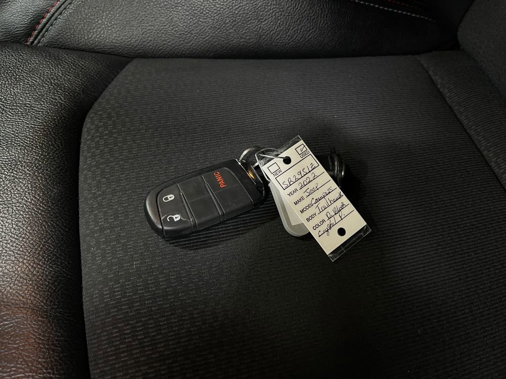 Used 2022 Jeep Compass Trailhawk image 35