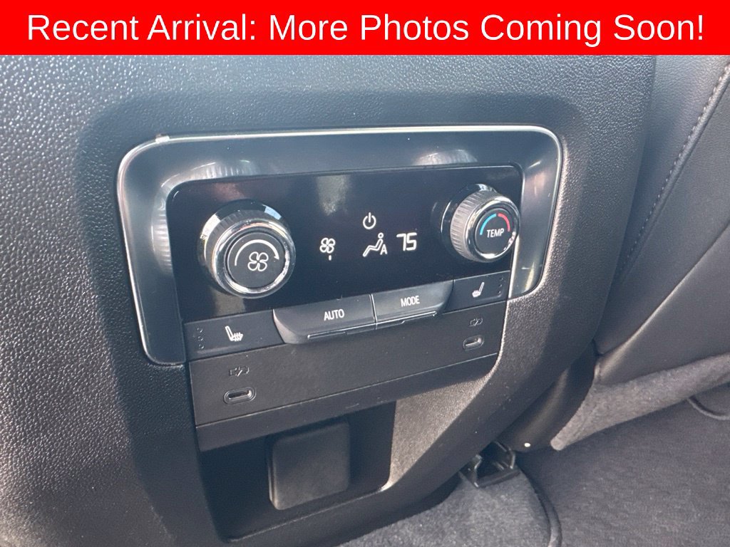 Used 2025 Chevrolet Tahoe Z71 w/ Comfort Package AWD/4WD image 10