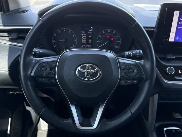 Used 2023 Toyota Corolla Cross LE FWD image 13