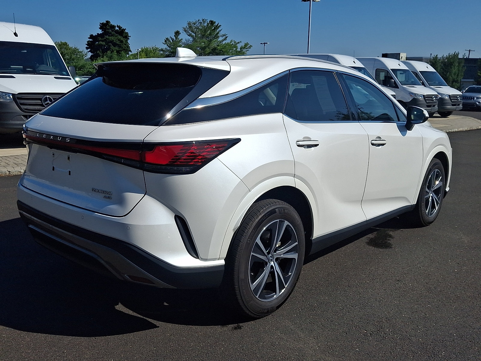 Used 2024 Lexus RX 350 Premium w/ Cold Area Package AWD/4WD image 6