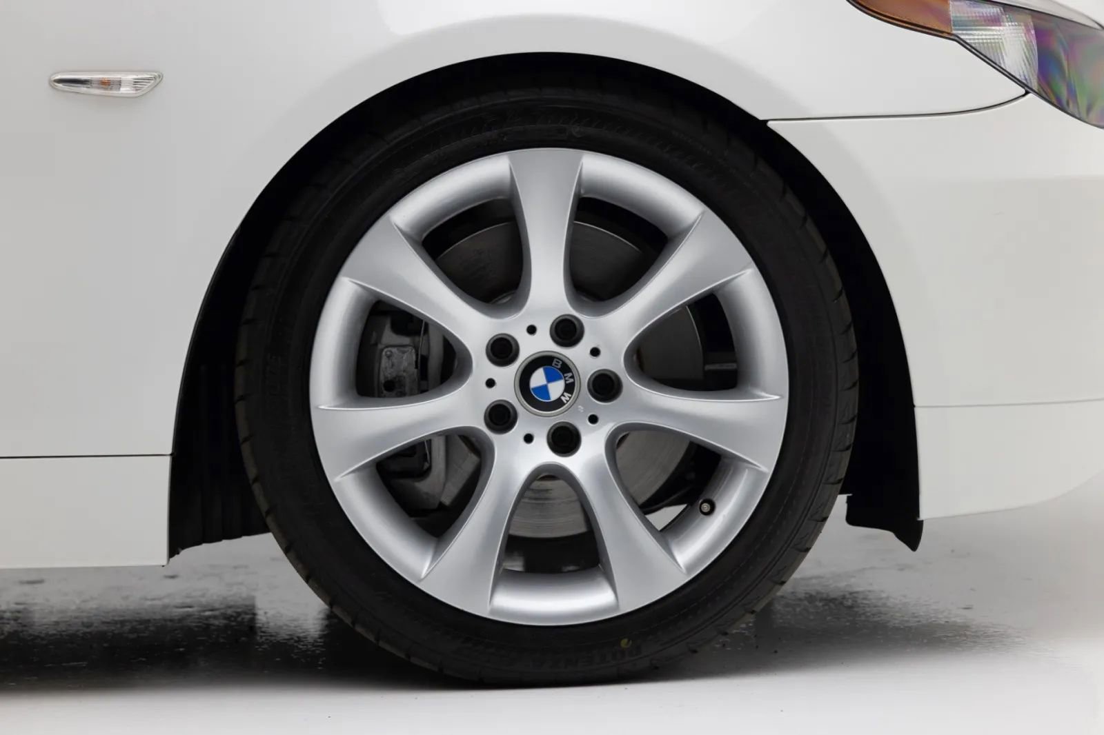 Used 2004 BMW 545i Sedan RWD image 29