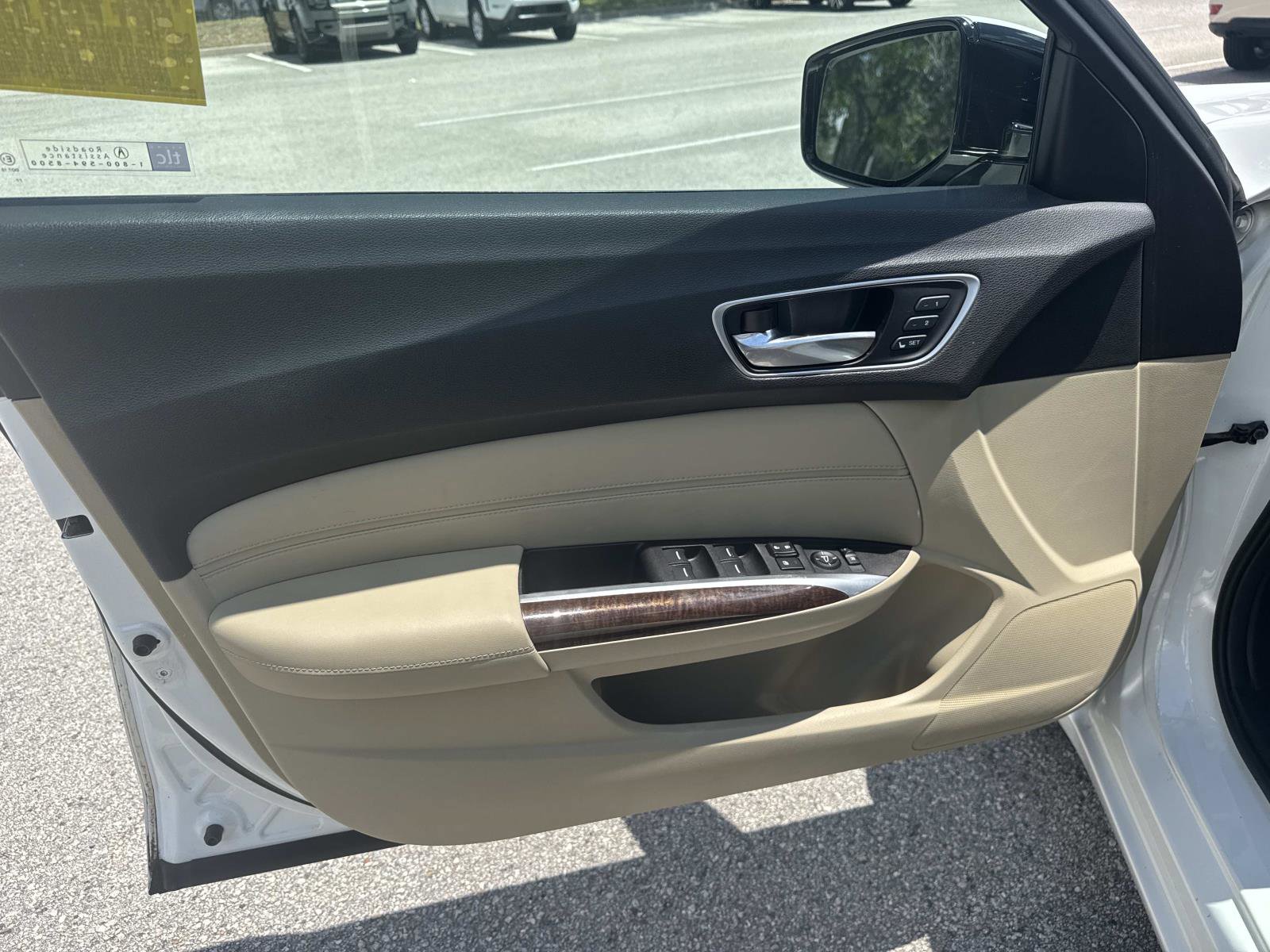 Used 2018 Acura TLX V6 FWD image 18