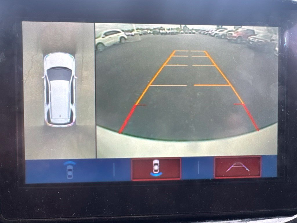 Used 2019 Chevrolet Traverse LT w/ LT Premium Package FWD image 34