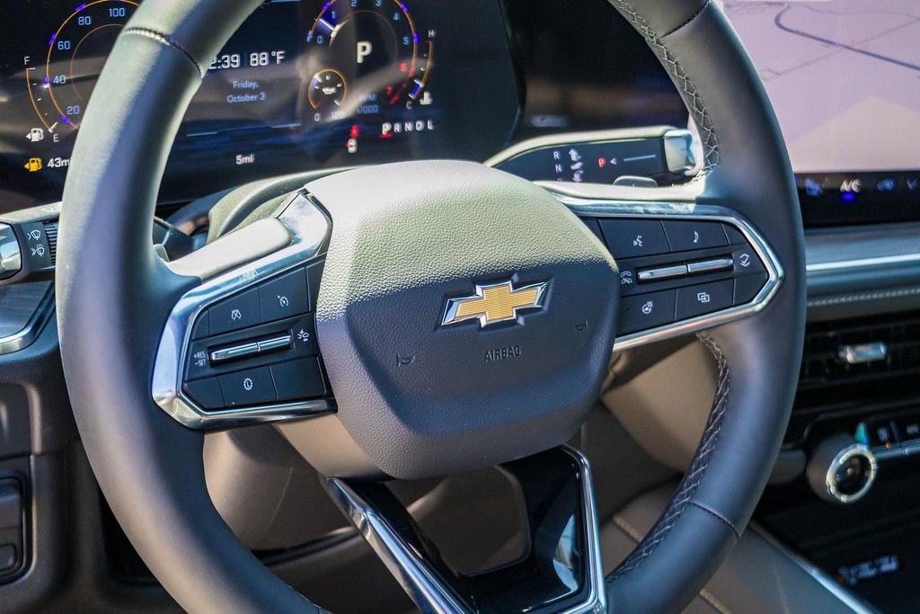 New 2026 Chevrolet Suburban Premier image 27