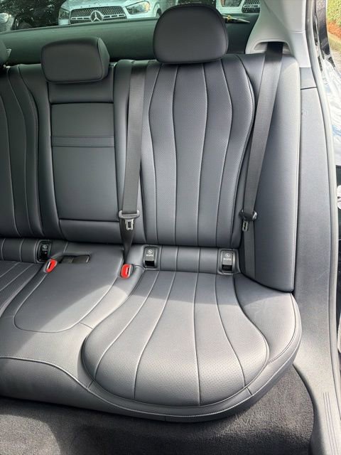 Certified 2024 Mercedes-Benz E 350 4MATIC Sedan image 21
