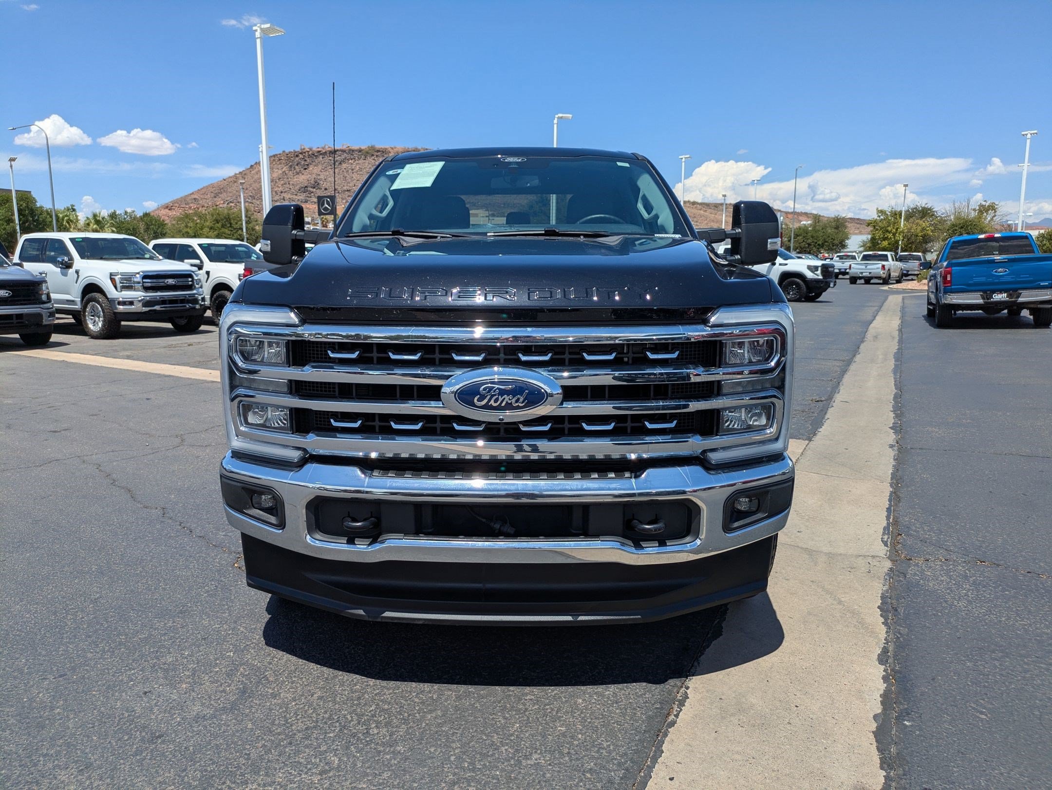 Certified 2025 Ford F250 Lariat AWD/4WD image 9