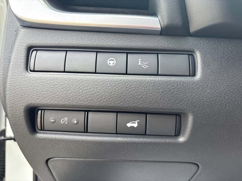Used 2023 Nissan Rogue Platinum w/ Platinum Premium Package AWD/4WD image 23