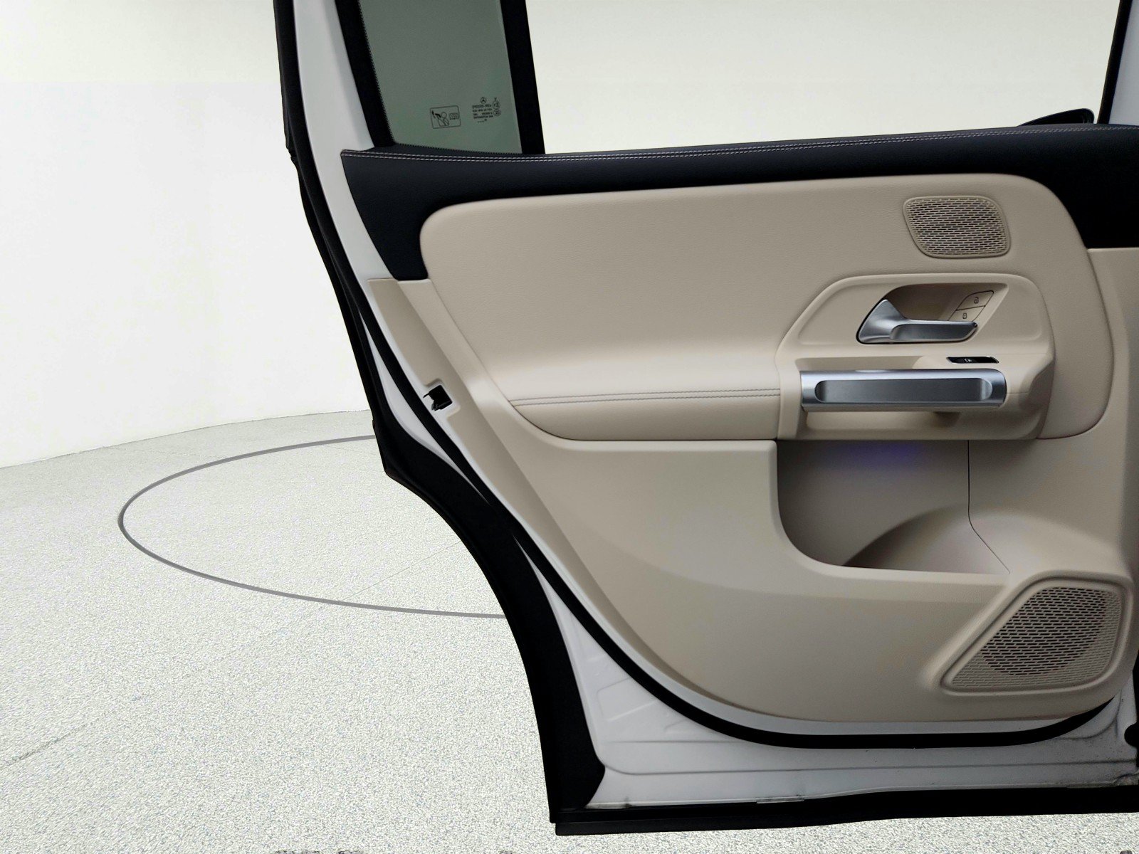 Certified 2023 Mercedes-Benz EQB 300 4MATIC image 24