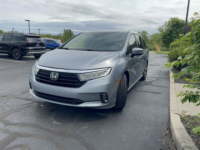 Used 2023 Honda Odyssey Touring image 3