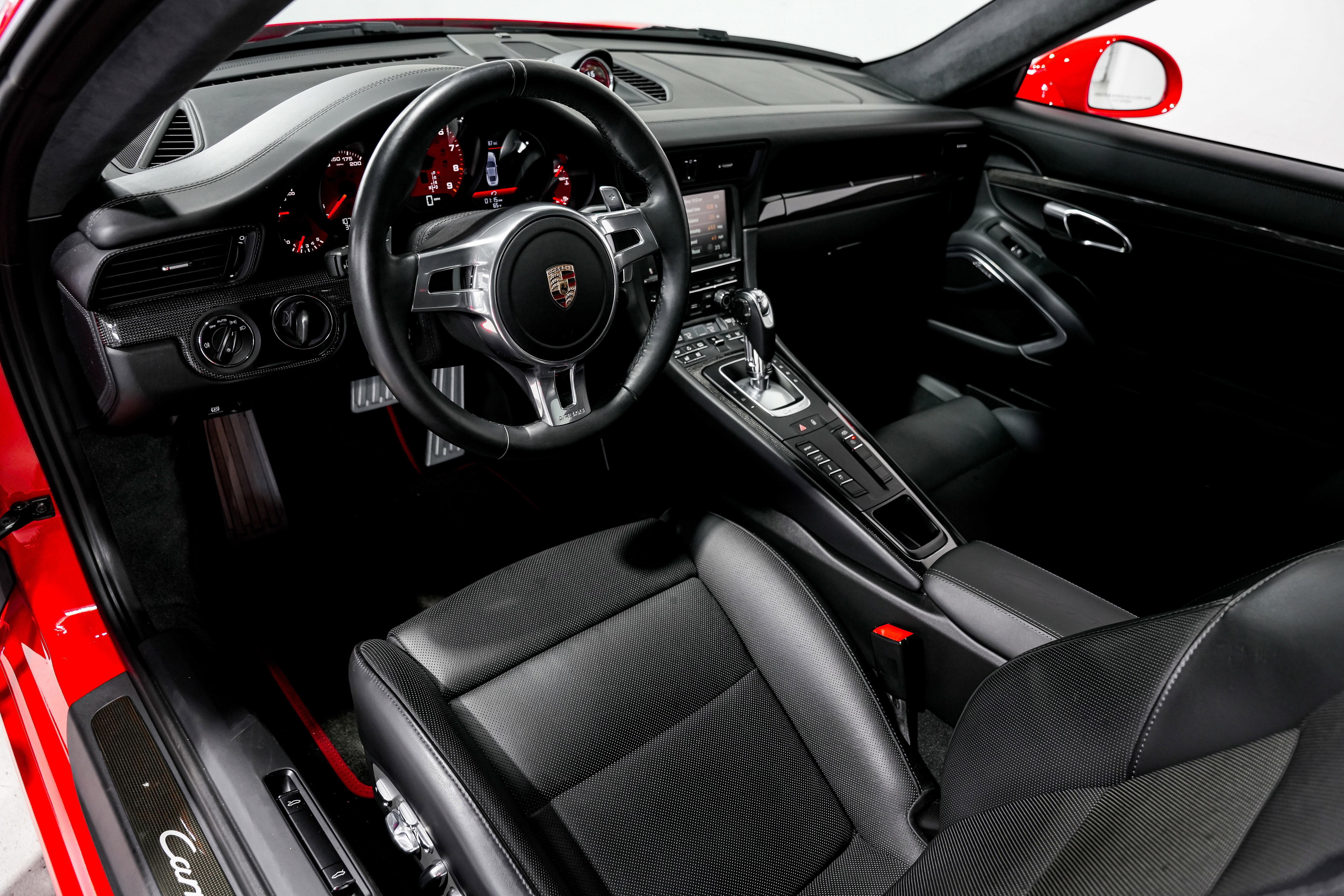 Used 2013 Porsche 911 Carrera S image 10