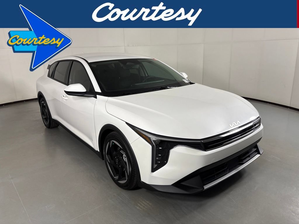 New 2026 Kia K4 EX