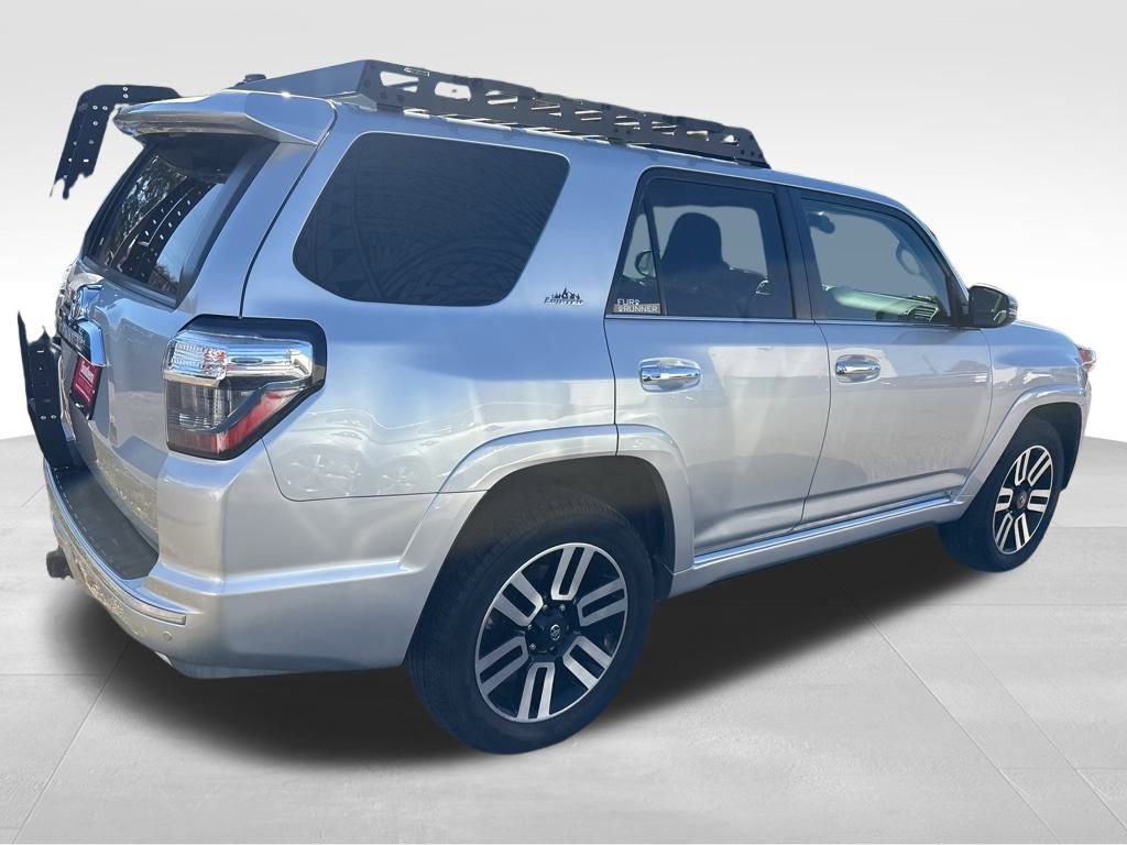 Used 2022 Toyota 4Runner Limited image 11