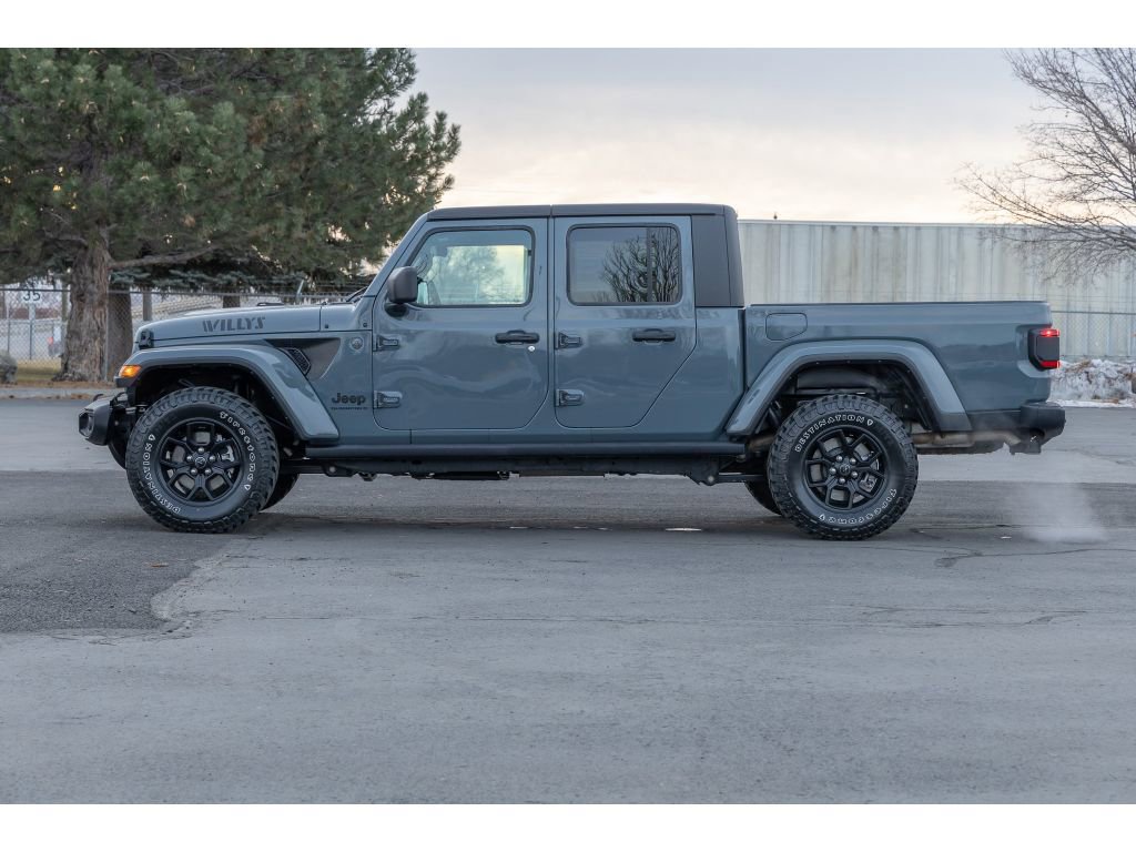 Used 2024 Jeep Gladiator Sport image 6