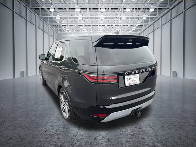 Used 2024 Land Rover Discovery Metropolitan Edition AWD/4WD image 3