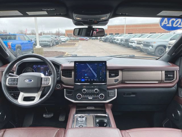 Used 2024 Ford Expedition Max Limited AWD/4WD image 21