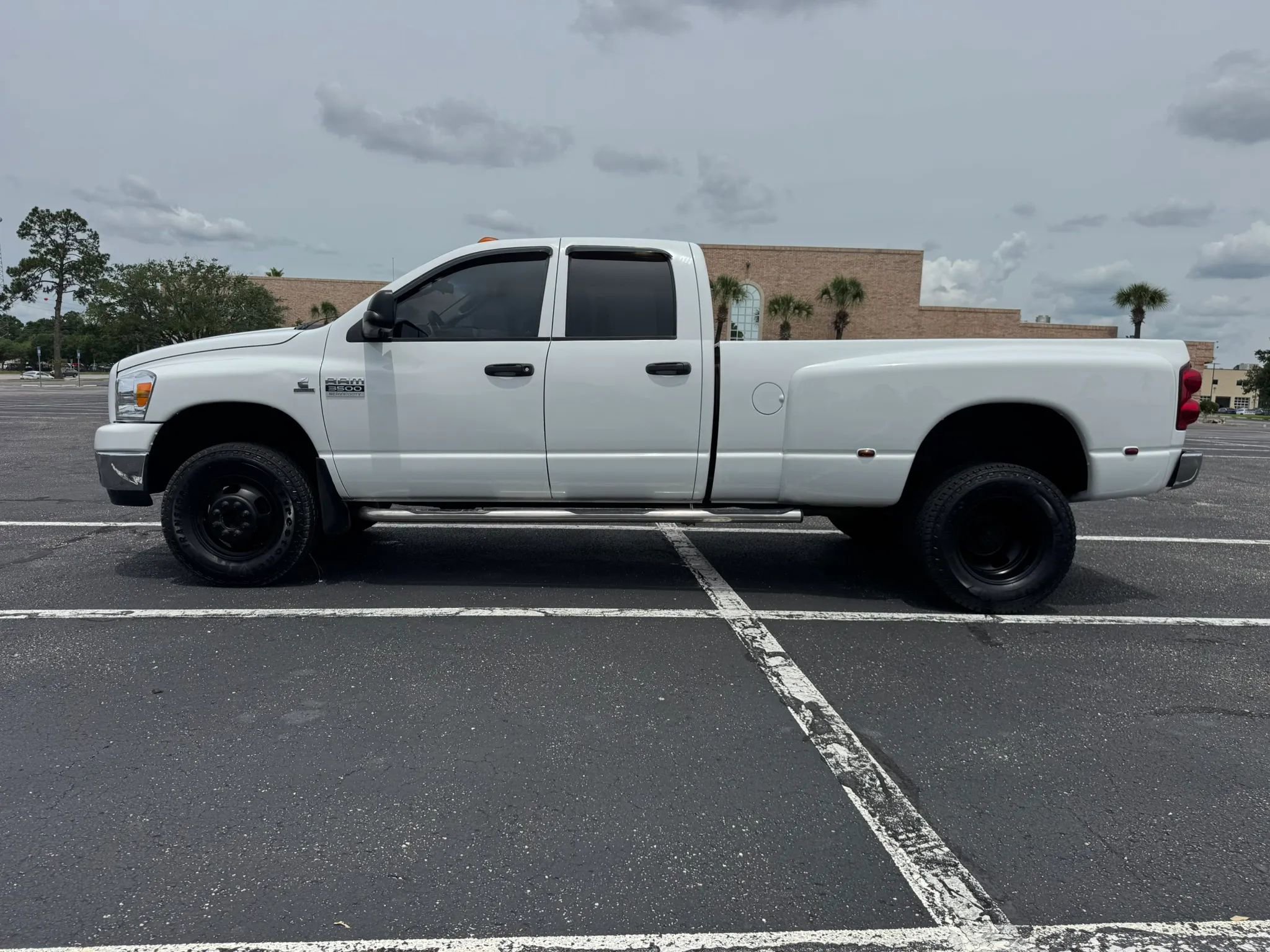 Used 2008 Dodge Ram 3500 Truck ST AWD/4WD image 9