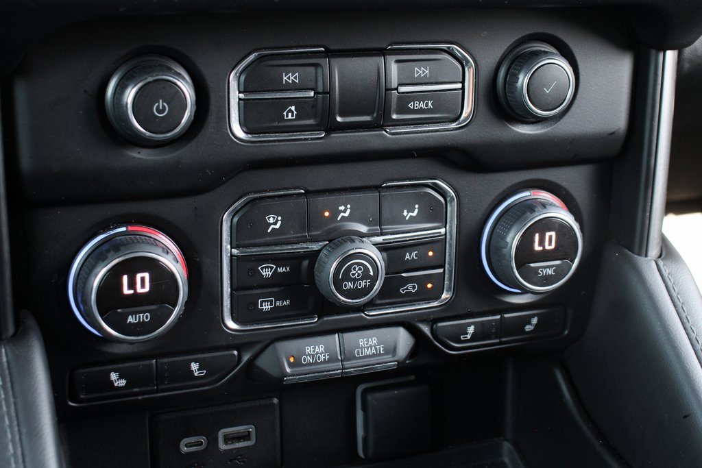 Used 2023 Chevrolet Tahoe LT image 33