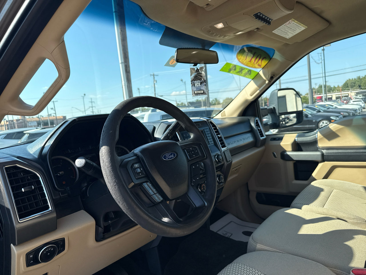 Used 2017 Ford F350 XLT w/ XLT Value Package image 11