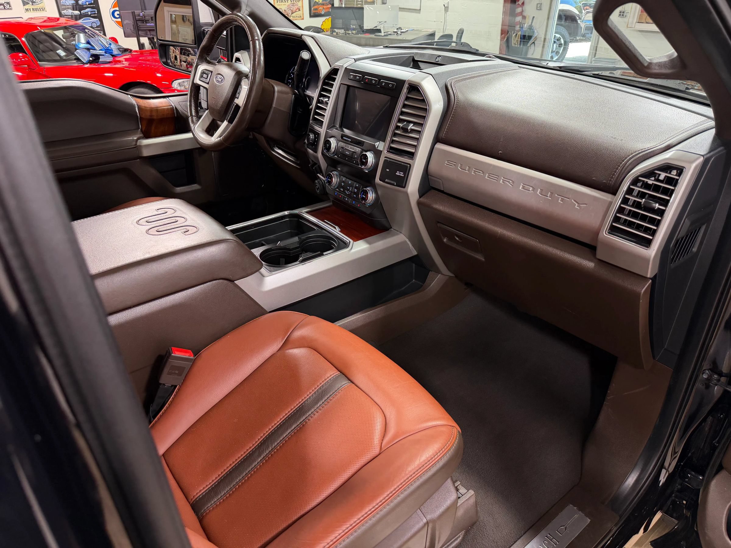 Used 2021 Ford F250 King Ranch w/ King Ranch Ultimate Package AWD/4WD image 22