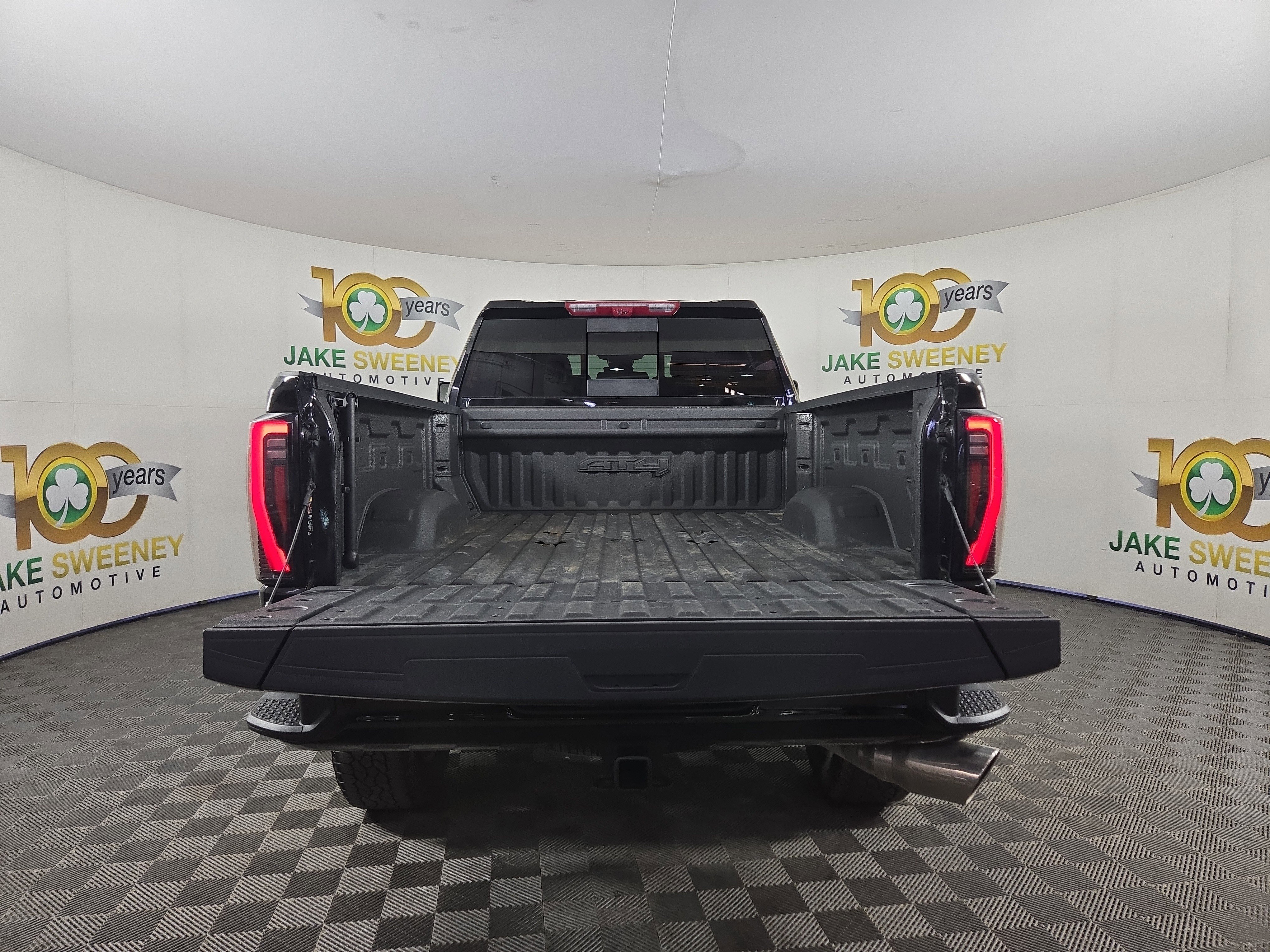 Certified 2024 GMC Sierra 2500 AT4 w/ AT4 Premium Plus Package image 32