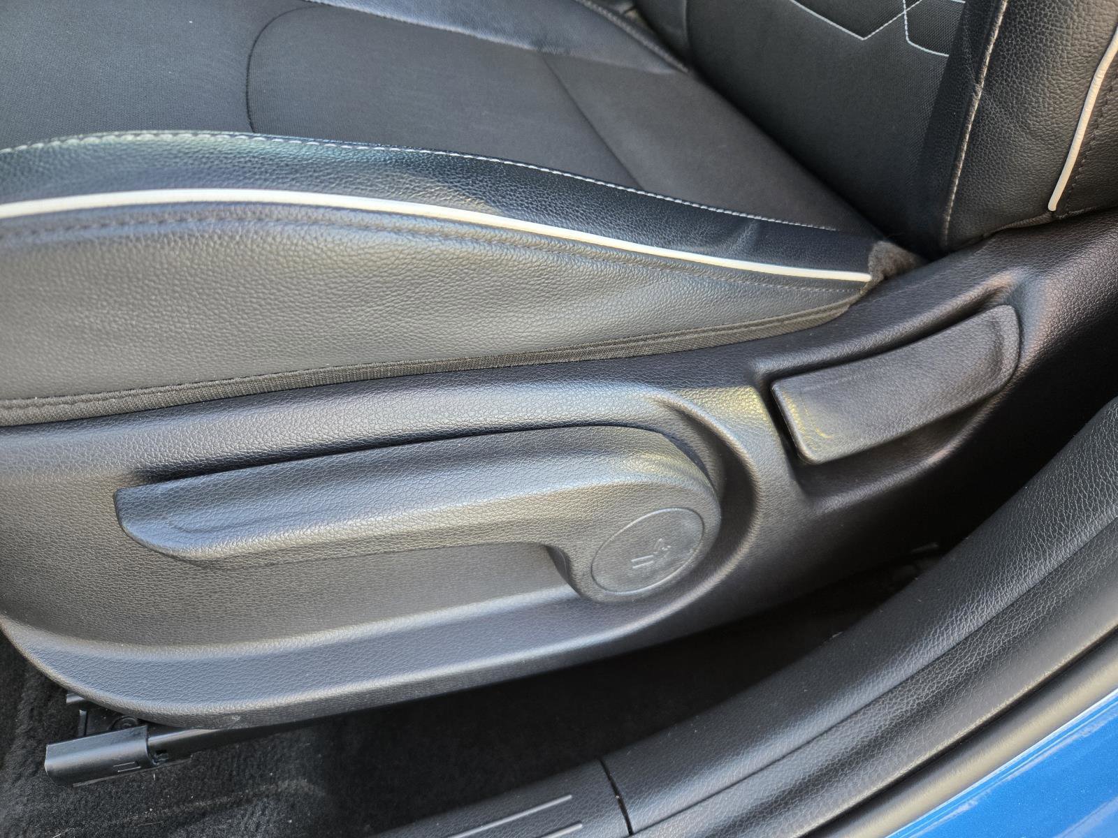 Used 2023 Kia Forte GT-Line w/ GT-Line Premium Package image 26