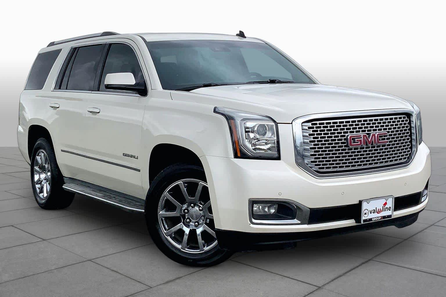 Used 2015 GMC Yukon Denali w/ Touring Package AWD/4WD image 2