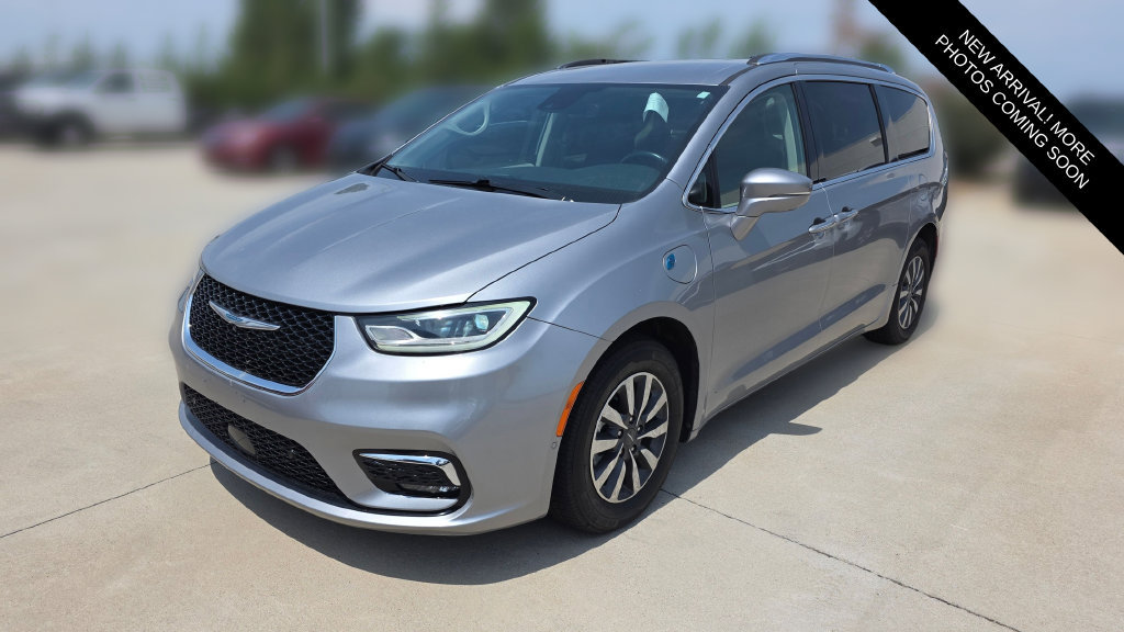 Used 2021 Chrysler Pacifica Touring-L