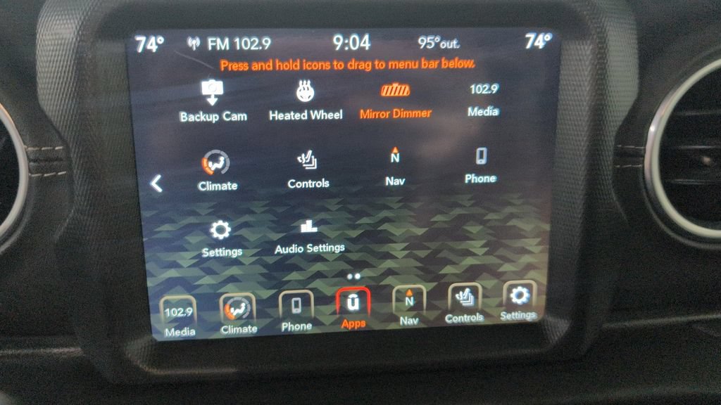 Used 2020 Jeep Wrangler Unlimited Sahara w/ Uconnect 4C Nav & Sound Group AWD/4WD image 15