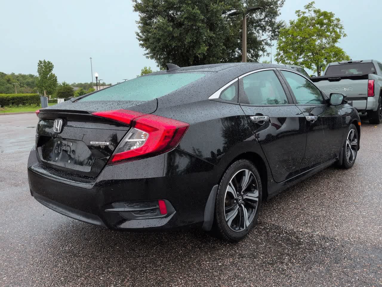 Used 2016 Honda Civic Touring image 6