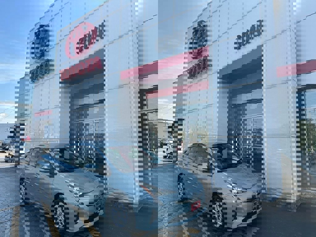Used 2017 Toyota Prius Two