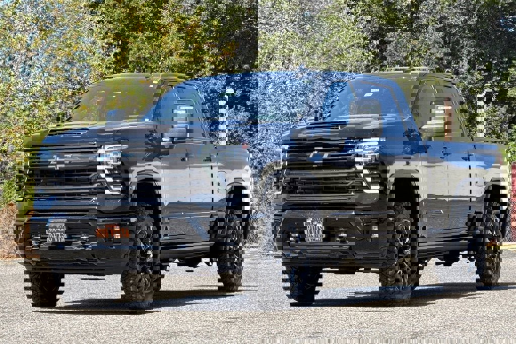 New 2025 Chevrolet Silverado 2500 High Country w/ High Country Premium Package image 8