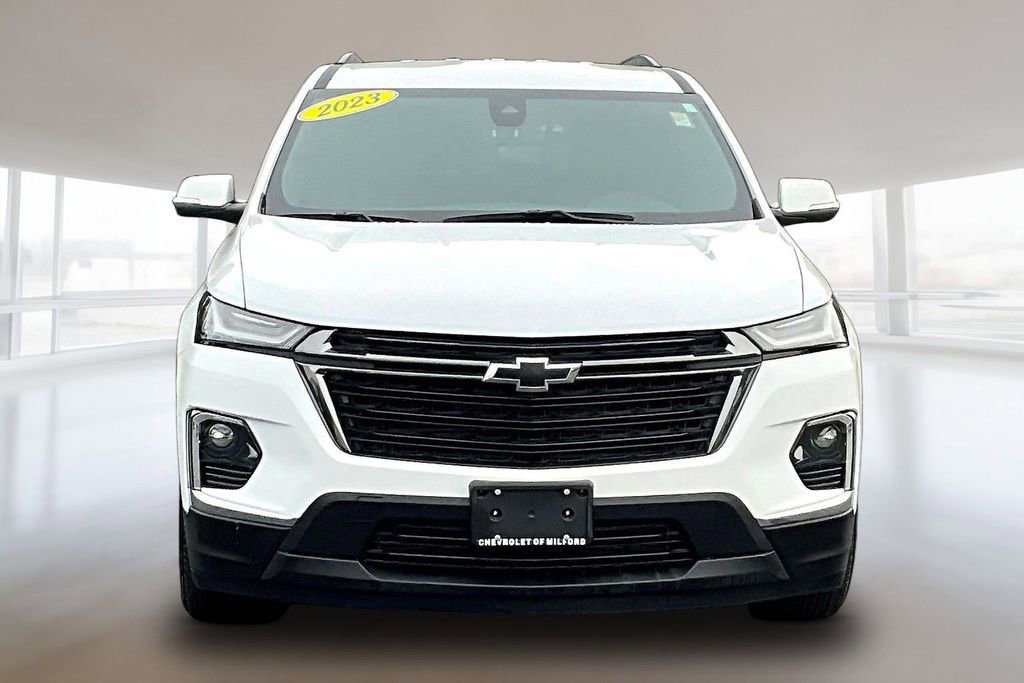 Used 2023 Chevrolet Traverse LT w/ Midnight/Sport Edition AWD/4WD image 2