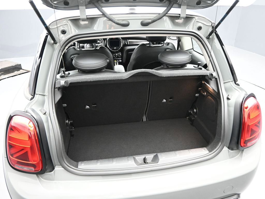 Used 2020 MINI Cooper SE w/ 6.5" Touchscreen Package image 29