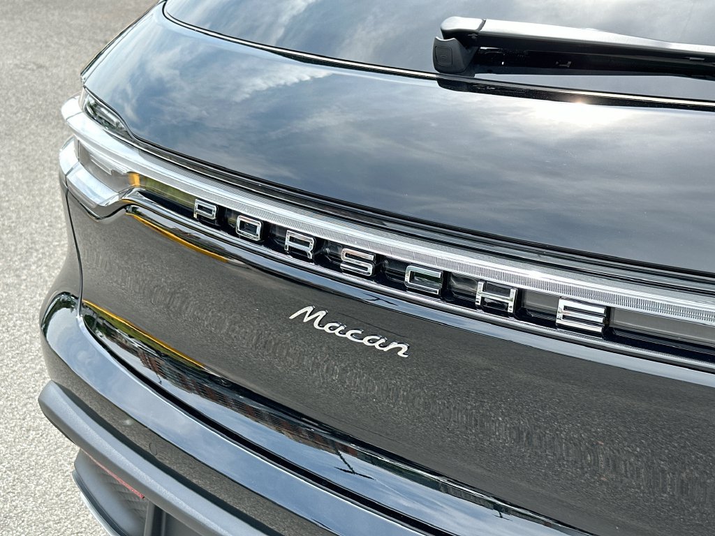 New 2026 Porsche Macan AWD/4WD image 34