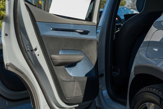 New 2026 Volvo EX30 Cross Country Ultra w/ Protection Package Premier image 31