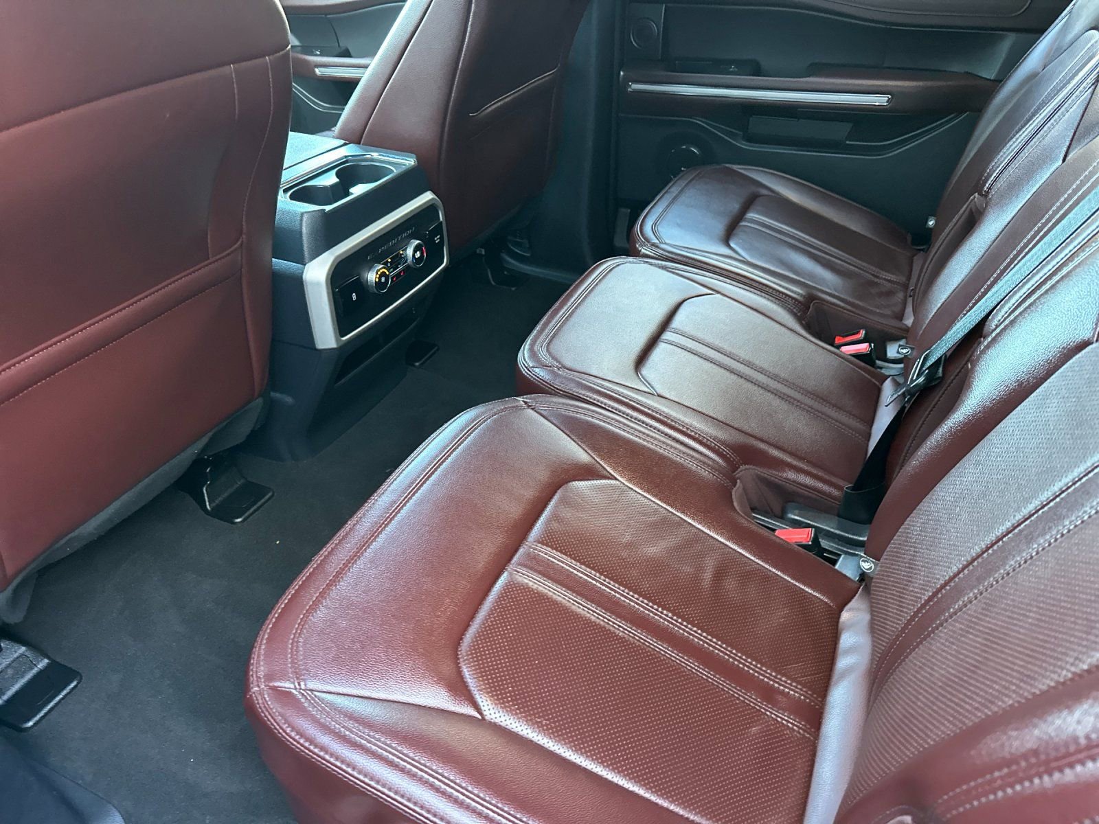 Used 2024 Ford Expedition Max Limited image 14