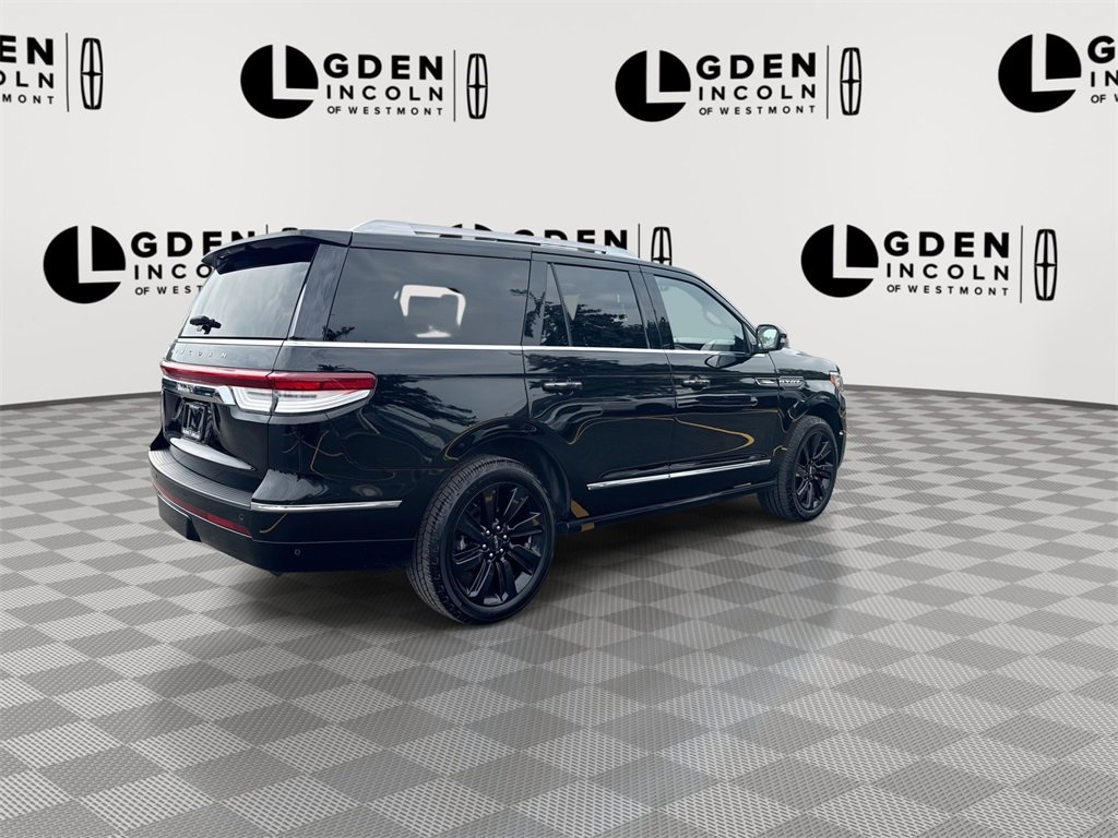 Used 2024 Lincoln Navigator Reserve image 8