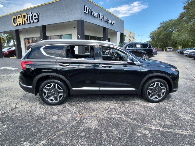 Used 2022 Hyundai Santa Fe Limited FWD image 4