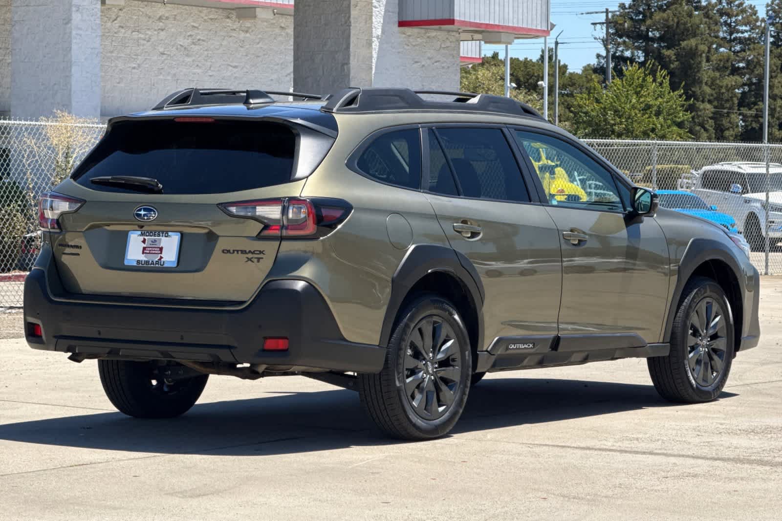 Certified 2024 Subaru Outback Onyx Edition XT AWD/4WD image 3