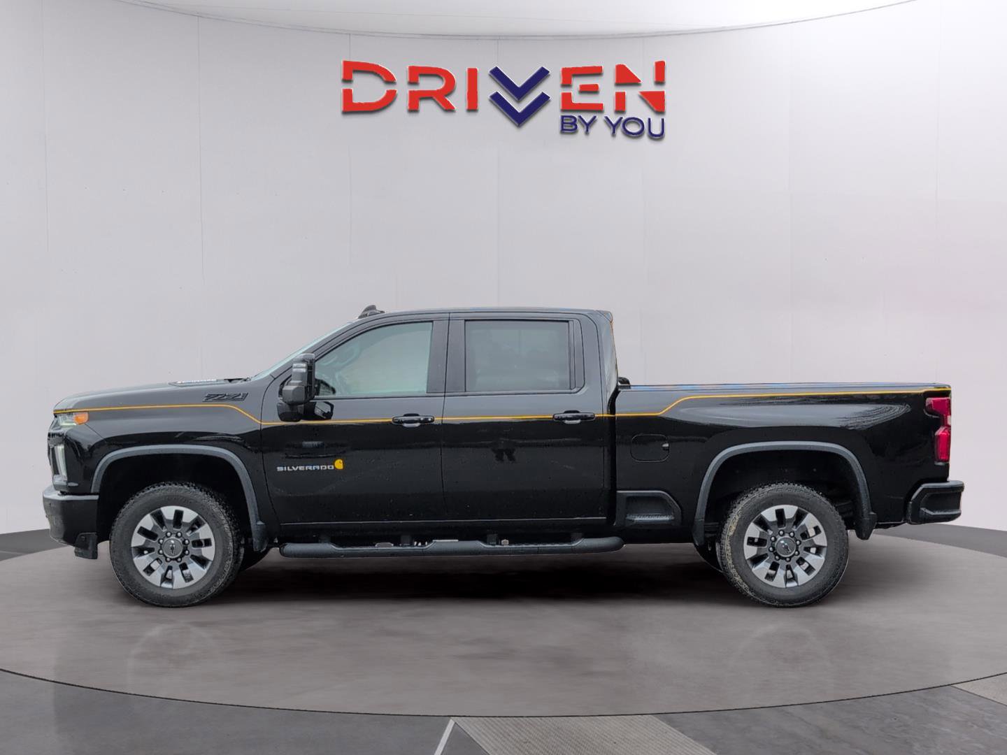 Used 2021 Chevrolet Silverado 2500 LTZ w/ Carhartt Edition image 2