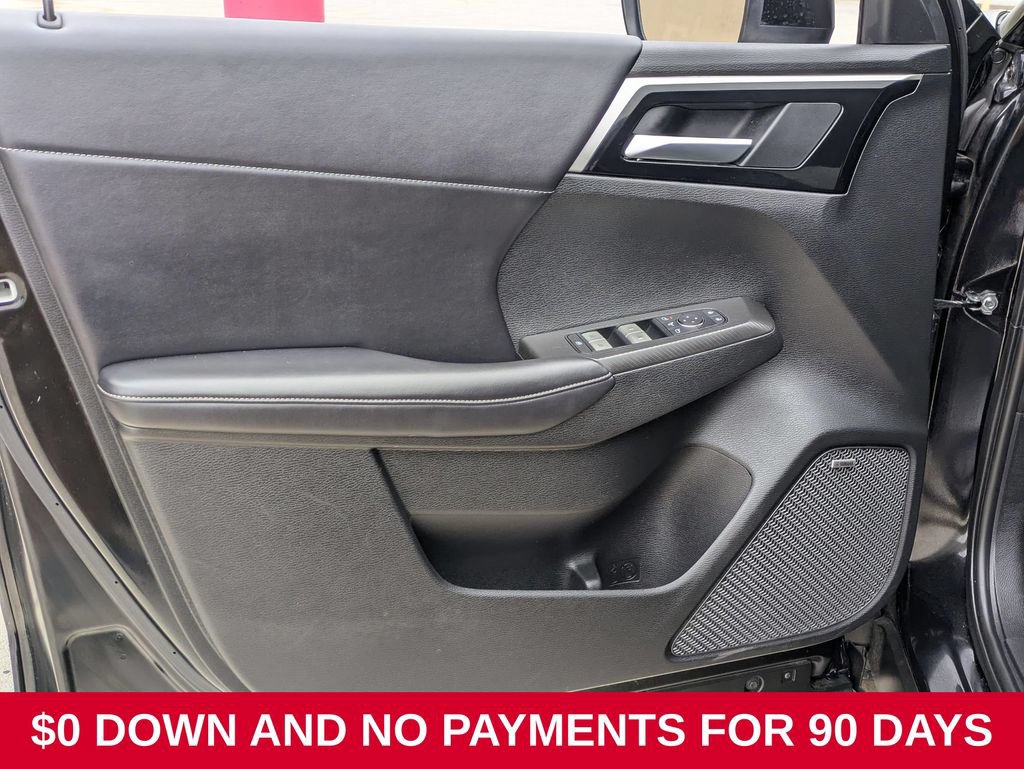 Used 2025 Mitsubishi Outlander SE AWD/4WD image 11