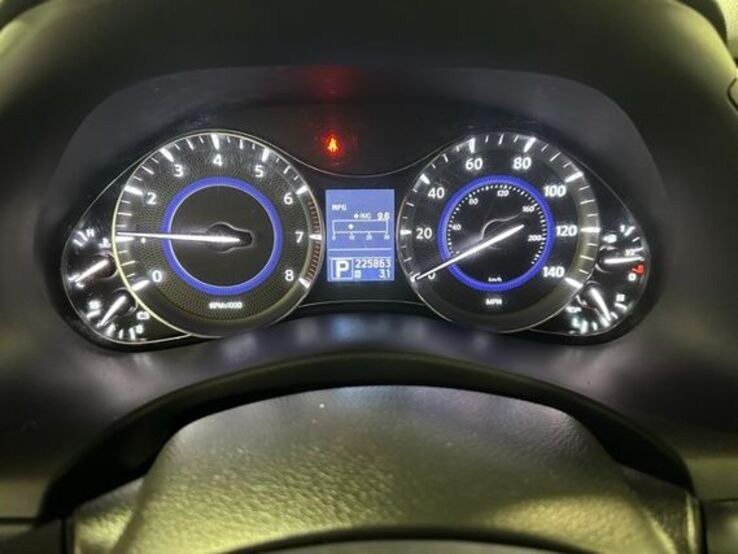Used 2011 INFINITI QX56 2WD w/ Theater Pkg image 21
