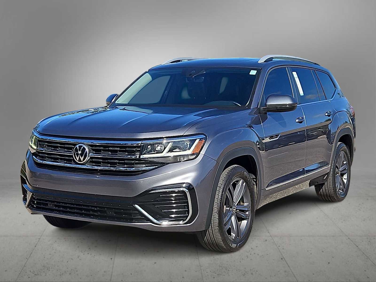 Used 2022 Volkswagen Atlas SEL R-Line image 4