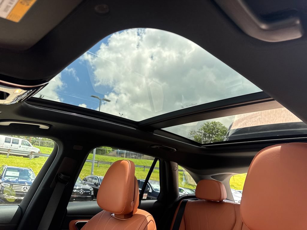 New 2026 Mercedes-Benz GLC 300 4MATIC image 24