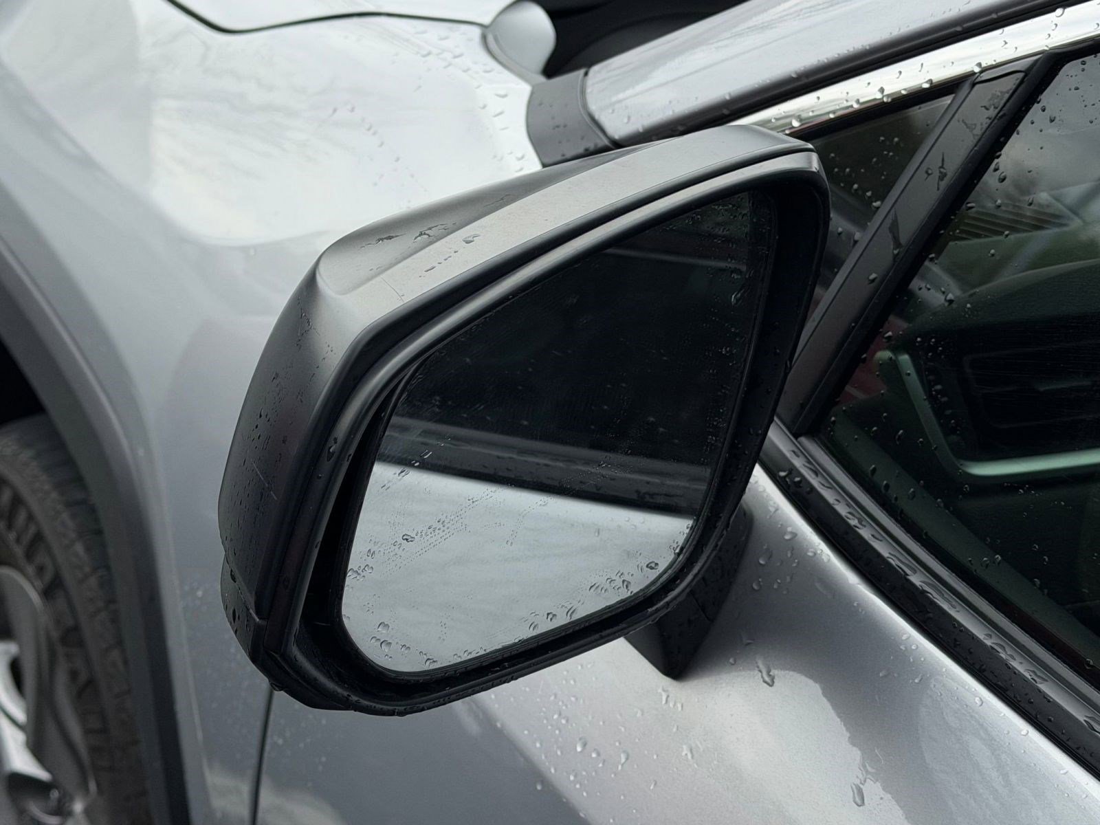 Used 2023 Toyota RAV4 LE image 10