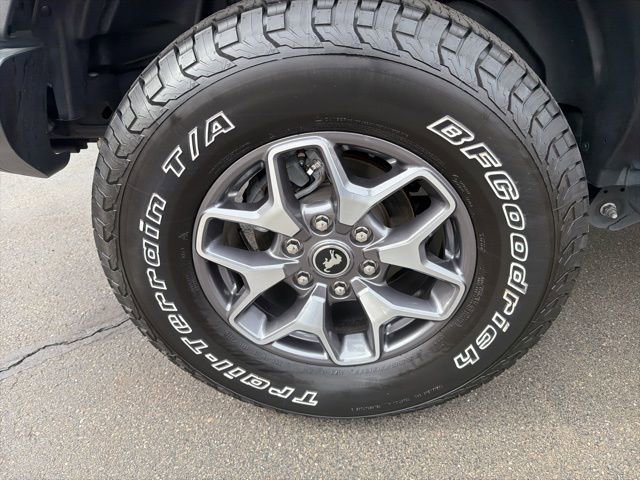 Used 2023 Ford Bronco Badlands image 27