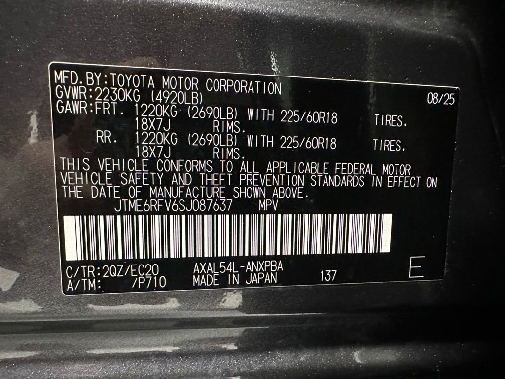 Used 2025 Toyota RAV4 XSE w/ Weather Package AWD/4WD image 11