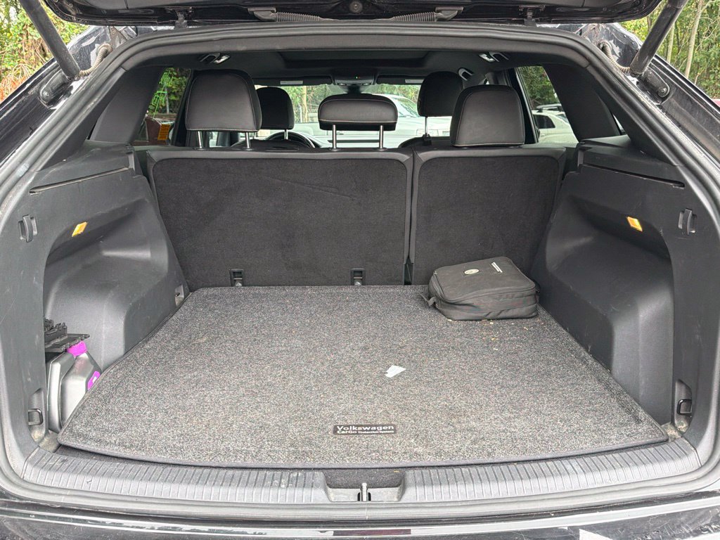 Used 2020 Volkswagen Atlas Cross Sport SEL AWD/4WD image 22